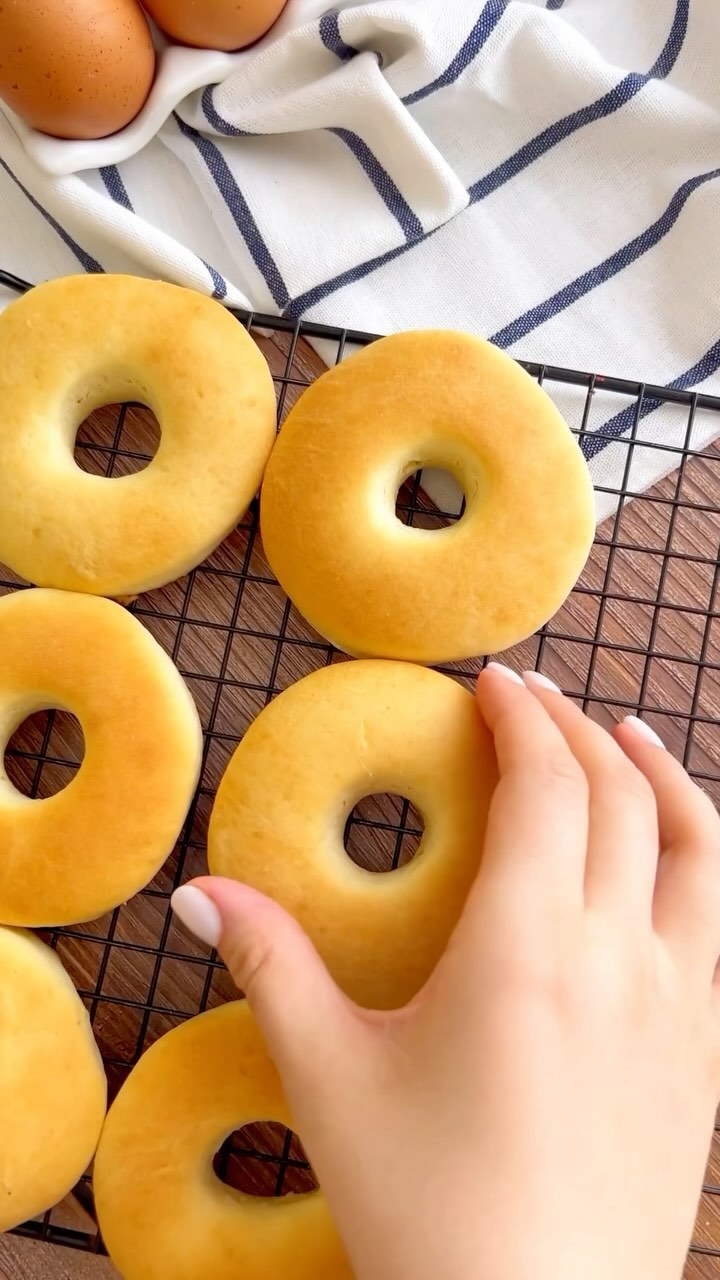 Baked Donuts: No Frying Needed!