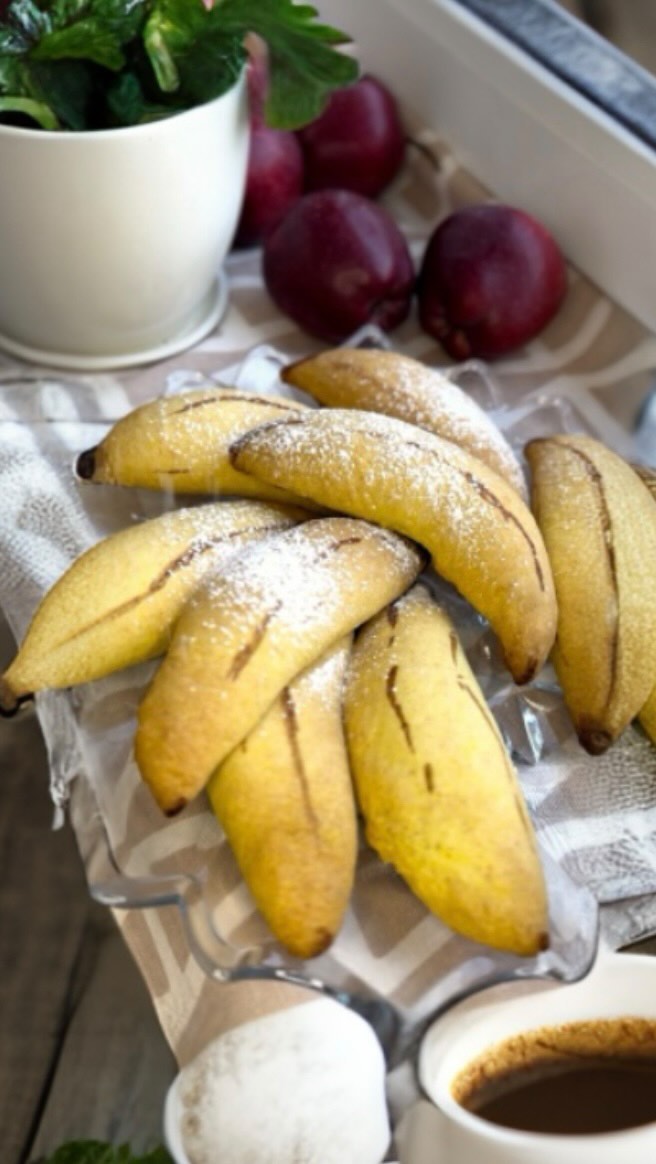 Homemade Banana Pastry