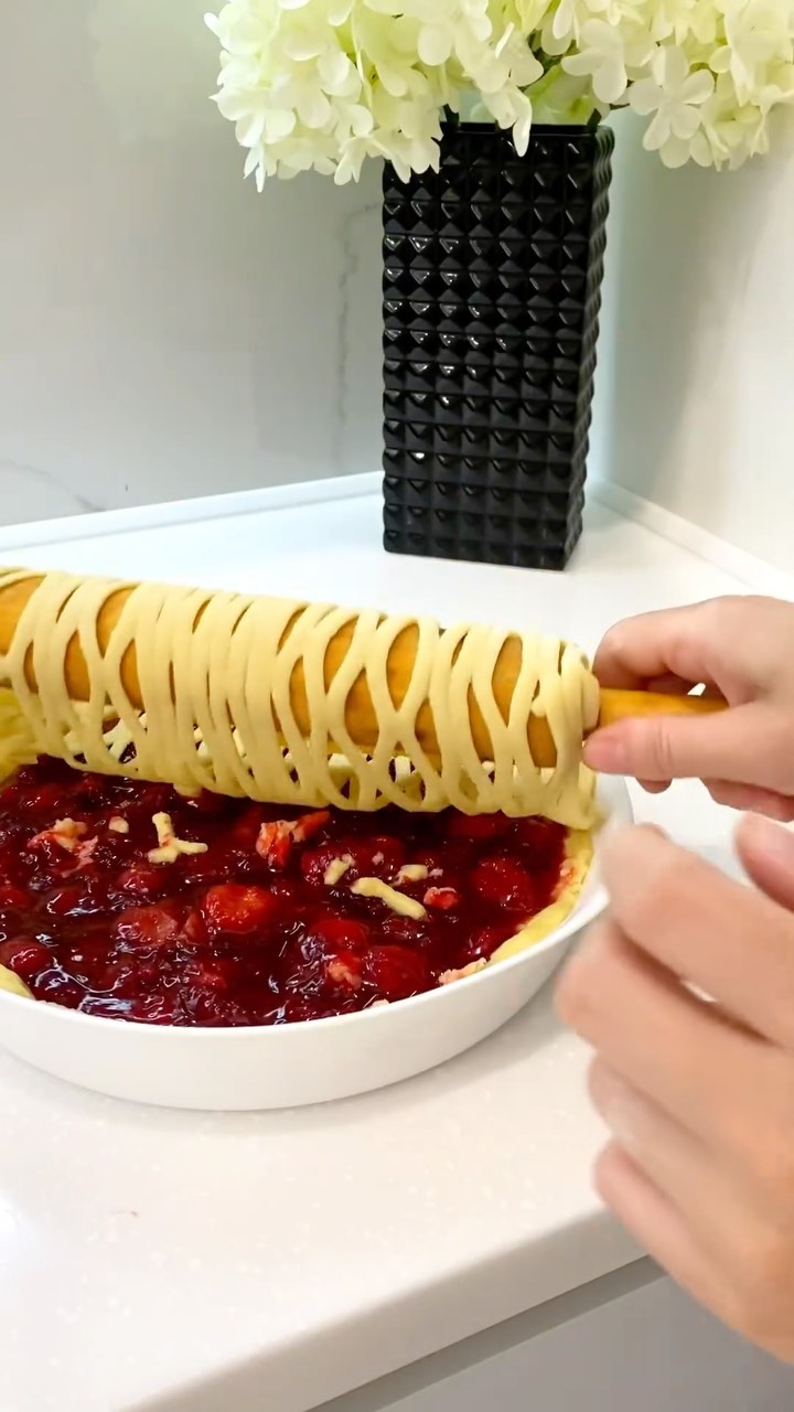 Delicious Berry Pie Recipe