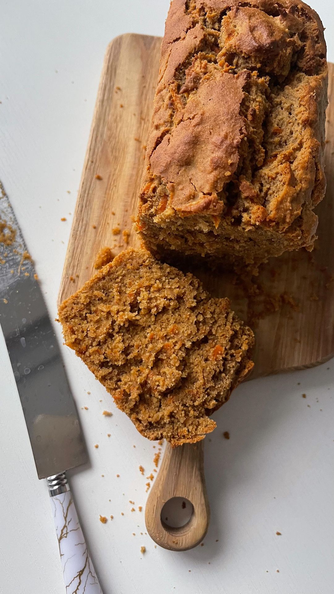 Delicious and Healthy Carrot Cake